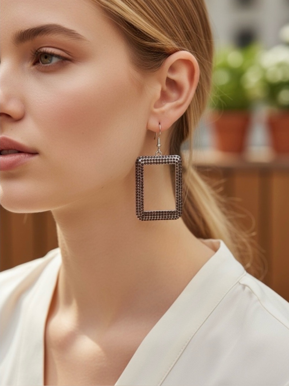 🩶Gunmetal Framed Black Crystal Drop Earrings/NIP🩶